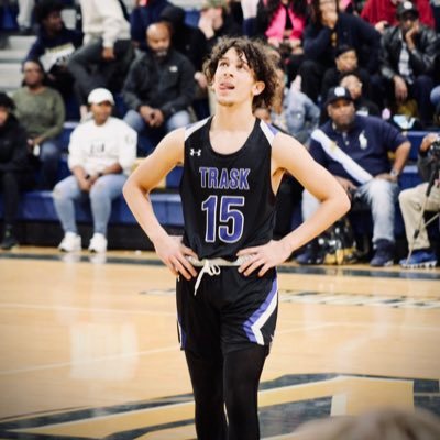 TRob_124's profile picture. C/0 26’ | 5’10 | 150lbs | Heide Trask Highschool | Basketball | Jahworkout select | gmail: Treydayballer05@gmail.com | phone number: (910)-620-5099