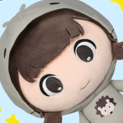 《自己紹介》 新潟県上越市民です。 LINE、Tiktokアカウントありますが公開していません。 その他Facebook、𝕏、instagram、Blueskyは公開中。 但し各媒体のDM、Messenger及びチャットは友達のみ可。それ以外は不可。 フォローご希望される方は公開アカウントで投稿歴がある方のみ。