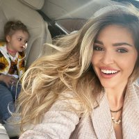 Gina (@ddfffffcc1) 's Twitter Profile