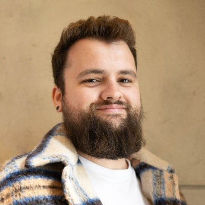 Technical Director / Co-Founder @RobustGames, we made @LocoMotiveGame - A murder mystery point & click adventure game!🚂💨
🗡️ Available Now: https://t.co/uo5yX5jSND