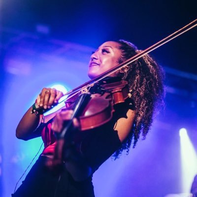 Classical & electric violist/violinist. ✌🏽 London 🇬🇧 - Instagram, TikTok & Facebook: thetaliasb