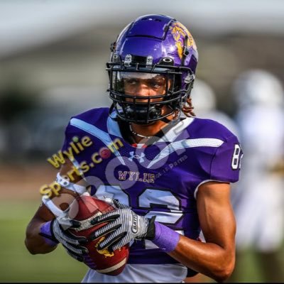 Derrick65433055's profile picture. 6’3 180 Wr #dreamu, 4 years of eligibility, 3.7 GPA
