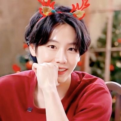 #บันชีเก่าถูกล็อคค่ะ⛅🌈🌻 #พี่ที่เป็นมัมหมี อาจเงียบหายไปบ้าง แต่รักน้องน้องวอเหมือนเดิม @warwanarat #ทีมหยิ่นชอบก่อน