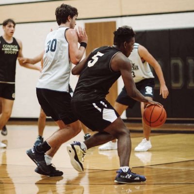 class ‘24|6'4 220| 3.5gpa |3 sport athlete| BBALL - SG Football - EDGE/OLB 832-267-5885📞 3x 1st all district  1500pt scorer