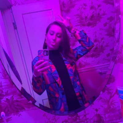 trying to live a life that’s completely free ✨ tweeting mostly phish | pretty lights | yoga+movement | misc hyperfixations | joie de vivre