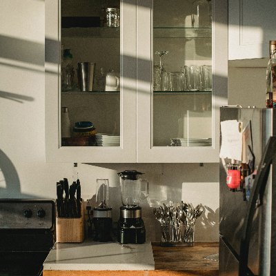 kitchenessuneed's profile picture. We have gathered all of your Kitchen Essentials You Need in one place for the ultimate one stop shopping experience. Watch for our Grand Opening coming soon!!