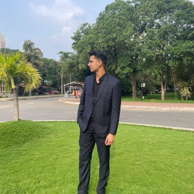 AkashMi30530455's profile picture. Software Engineer Mid Journey