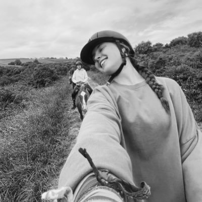 mariiaadlt's profile picture. enfin