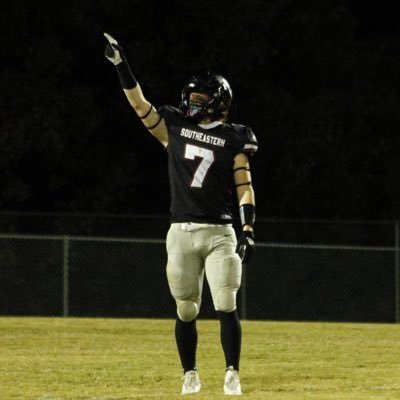Hayden McMichael C/O “24” 6’1” 185Lbs MLB/LS 100 tackles 2 Forced Fumbles 2 TFL’s 2022 all county GPA: 3.5 ACT: 18 Cell: (205) 585-6517