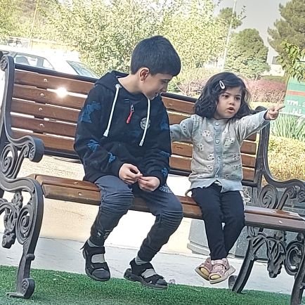 پدر دو تا فرشته آسمونی/
قیمت شما کمتر از بهشت نیست!
خودتونو مفت نفروشید!
مدیر رسانه/پژوهشگری در حوزه معنا