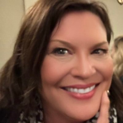 CEO I-Deal-Lifestyle -The Clutter Remedy Expert, Mental Health Educator, Life Strategist, Author of TheClutterRemedy, Keynote Speaker, Wounded Healer, Excited!