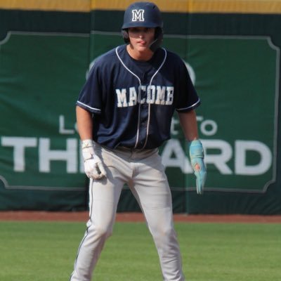 Macomb Community College Baseball Freshman Outfielder // Email: hitdogs15@gmail.com // 586-460-0068