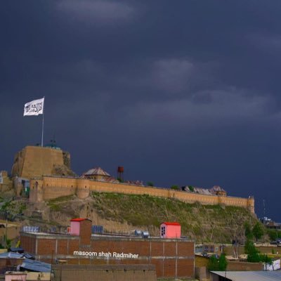 نور هرڅه پر خپل ځای خو که د سجدې توفیق یې درڅخه واخیست، پوه شه چې قصه دې ډېره خرابه ده. الله تعالی دې دا توفیق له چا څخه نه اخلي.