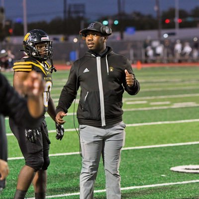 Alief Hastings Varsity OLB🏈 Special Teams coordinator Freshman 🏀