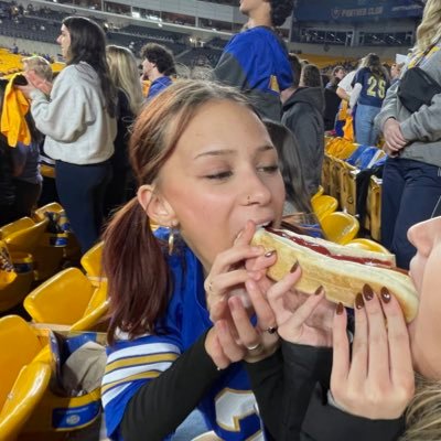 KontosMarina's profile picture. all star quarterback, 600lbs, 6'9" 7.0 gpa