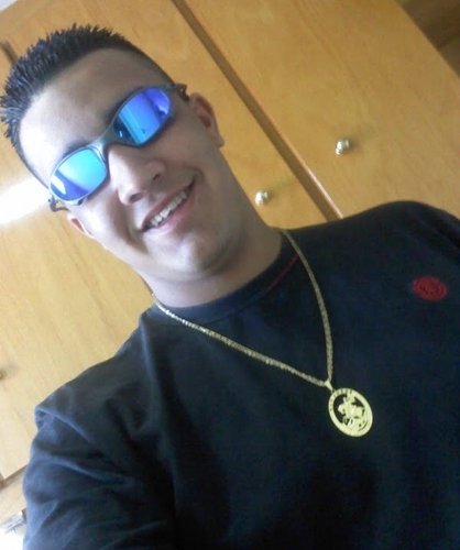 adiciona ai , meu orkut quem quizer ; http://t.co/cNUPGWrE4O