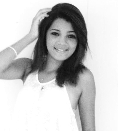 Aproveite bem as pequenas,
coisas. Um dia você vai saber o quanto elas eram grandes. *-*