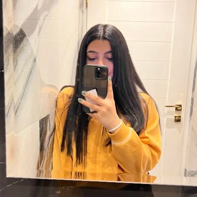 yabbabat's profile picture. 