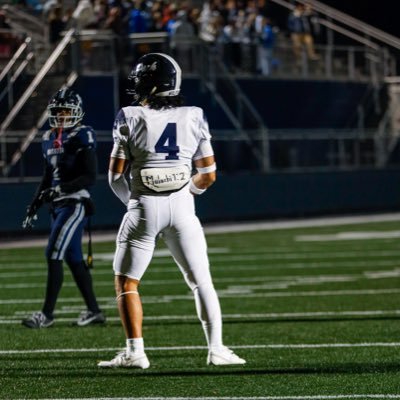 ✝️ •’24 •ATH @ nphs •5’11 •210 lbs •3.83 GPA •AllState, AllRegion •Bench: 375, Squat: 475 •1260 SAT •email: dannyjpitts@gmail.com