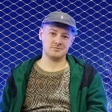 cats, tomatoes and slight disconnection. i'm a software developer (he/him)