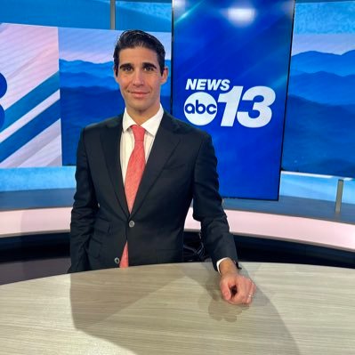Anchor/reporter at @wlos_13. Former @cbsnews & @cbsnewspath Correspondent. Represented by Napoli Management Group. Click on link for more highlights.