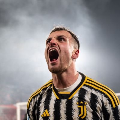 #Juventus is my passion. 

Personal account regarding football, being a parent and life as it comes