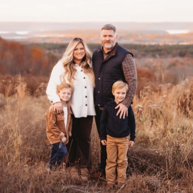 Christian. Husband. Father. Farmer. Syngenta-NK. Southern by the grace of God.