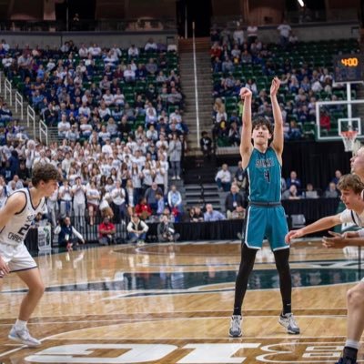 C/O 2025🎓• 6’5 185 lbs SG• 3.8 GPA • Ann Arbor Huron • IG: Dom.krzesowiak4• 734-307-8450