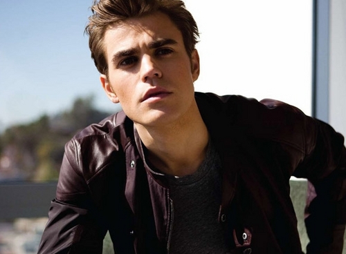 here's a bunch of crazy, crazy for you paul wesley ♪ love you so much @PaulWesley