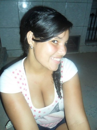 belrbd's profile picture. 👉@FosterRose22482