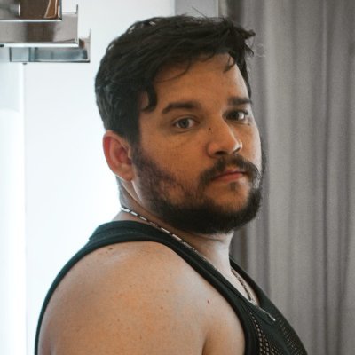 Jornalista, crítico, político e ativista LGBT+ 🏳️🌈
Sigam-me os bons. 🪽