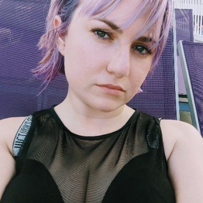 Cancer genetic counselor | Queer | Disabled | Anti-racist, gender-inclusive healthcare | All views expressed are my own. she/they 🌹🏳️🌈