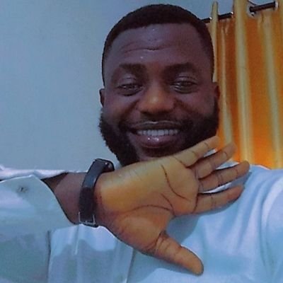 HillsGbemi's profile picture. Optimist,last born,Medic,madridista,blues London...