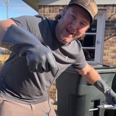 OlCountryBoy602's profile picture. 