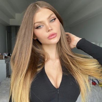 Mila Sobolov 💓 Profile