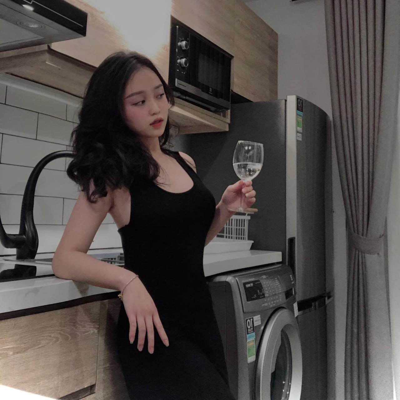 Khi mình gìa rồi , Thì mình cũng đều trải qua tuổi thanh xuân với nhau
