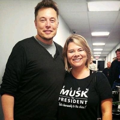 Guilding @ElonMusk's vision for a better future through SpaceX, Tesla, Neuralink and more. | Tech Enthusiast, dream chaser and innovation advocate.