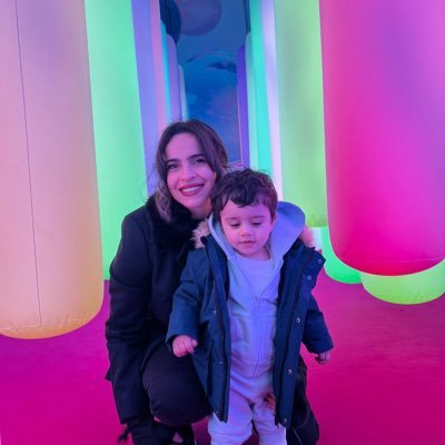 Roayaalmoosawi's profile picture. ☆The limit does not exist☆
Graphic designer by degree • Aspiring artist by hobby • Insta: @roayadesigns