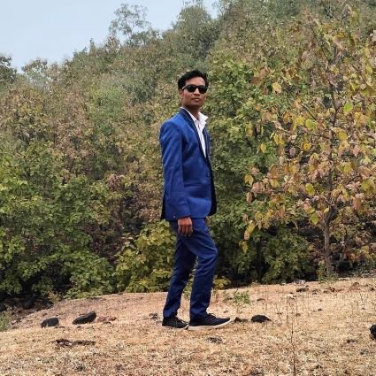 फ़ना होने की इजाज़त ली नहीं जाती.
समाज से मोहब्बत है जनाब.
पूछ के नहीं की जाती.
जय जोहार
सामाजिक कार्यकर्ता देवास