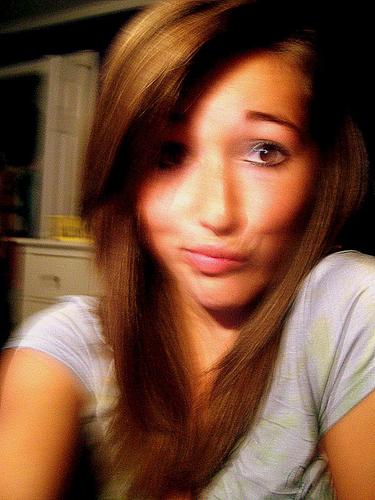 q_KKaileyf's profile picture. Any guys wanna cam? I can send nudes if you add me at http://go-u‌r‌l.in/9pw