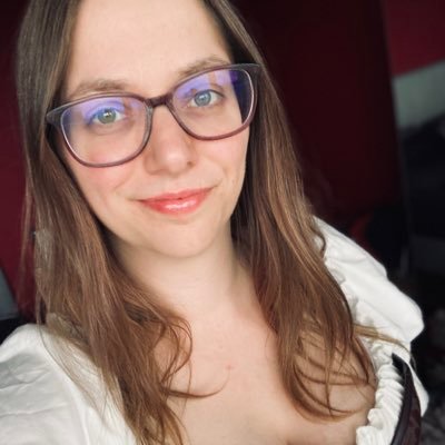 CaptainSaarBE's profile picture. Systeembeheerder en stiekeme nerd. Twitch Affiliate, speelt vooral Sea of Thieves.