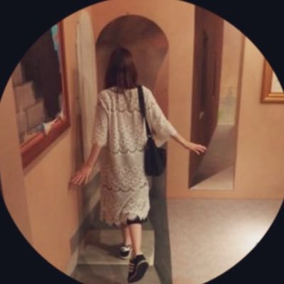社会人になりたてのOLです。 手取り14万円、家賃等固定費を支払ったら残高月３万円。少ないお小遣いだけで資産家を目指すアカウント。このアカウントは、ケチな私がお小遣い範囲内で実際にやってみた資産運用を皆様に紹介するアカウントです。是非皆さんと情報共有してお金もちになりたいです。 投資信託/仮想通貨/FX/ポイ活/お得