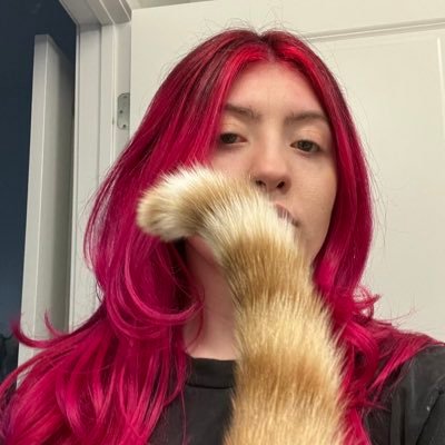 catmom421's profile picture. 