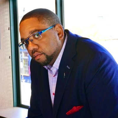 Entertainment & Business Affairs Attorney  @shepherd_music @wesociety_co @rmgamplify …