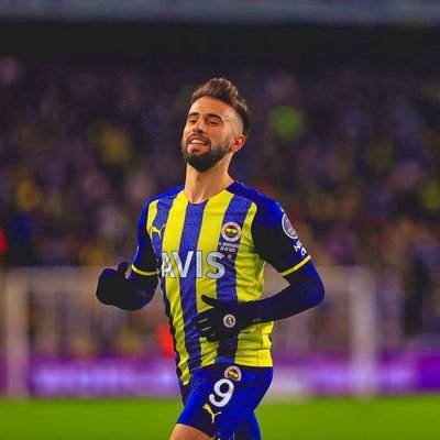 Doğma büyüme Fenerbahçe'liyim