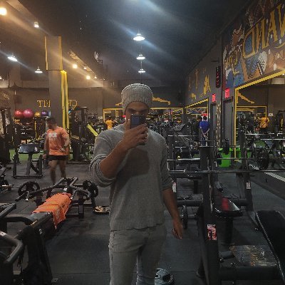 Alireza69000's profile picture. عاشق خدا‌
#کریپتو 
 فالو=بک