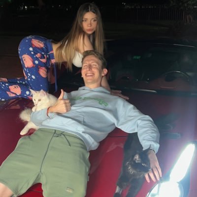 williamjgoodall's profile picture. Founder of @baysmokes | ❤️ Katiana🌴