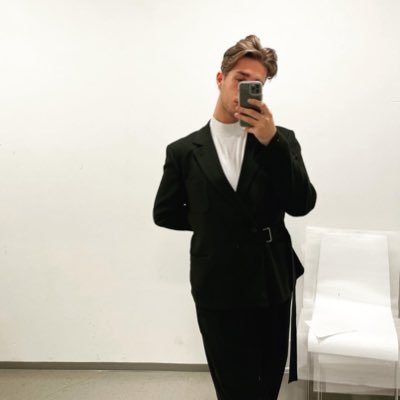 k73739545's profile picture. Hi ! 🙋🏼‍♂️