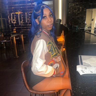 Here for a good time not a long time 🥰 I only respond on OF