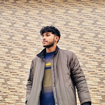 aabiezee's profile picture. 